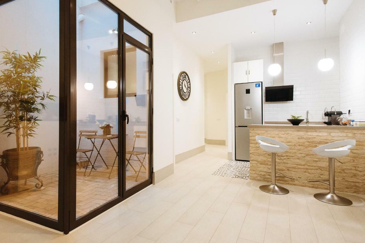 Luxury Apartment Penuelas Free Parking Sevilha Exterior foto