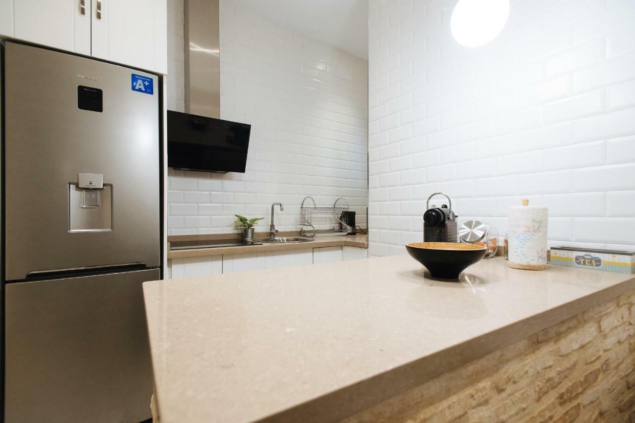 Luxury Apartment Penuelas Free Parking Sevilha Exterior foto